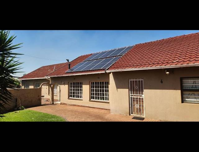 4 BEDROOM HOUSE FOR SALE IN RUSTIVIA